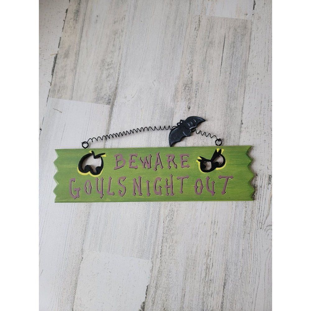 Halloween beware Ghouls Night Out sign home decor bat